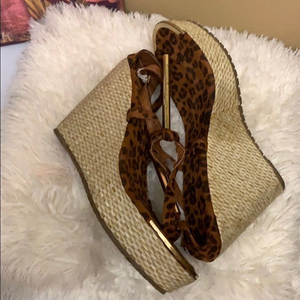 Leopard Wedges 🐆